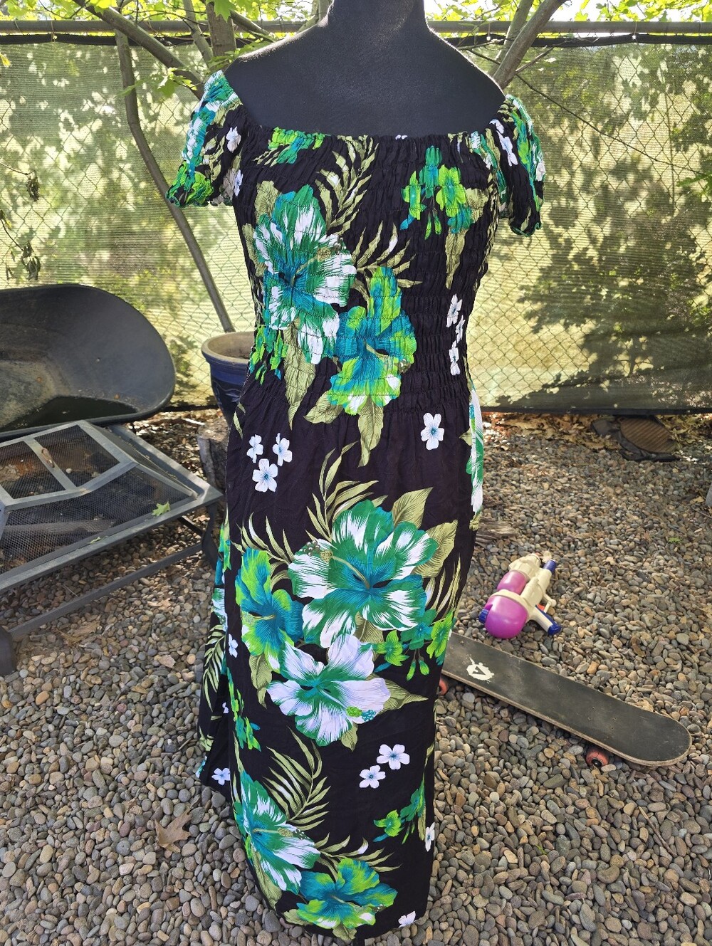 Vtg Off-Shoulder Black Floral Tropical Hawaiian Maxi Dress Aloha Chic Resortwear